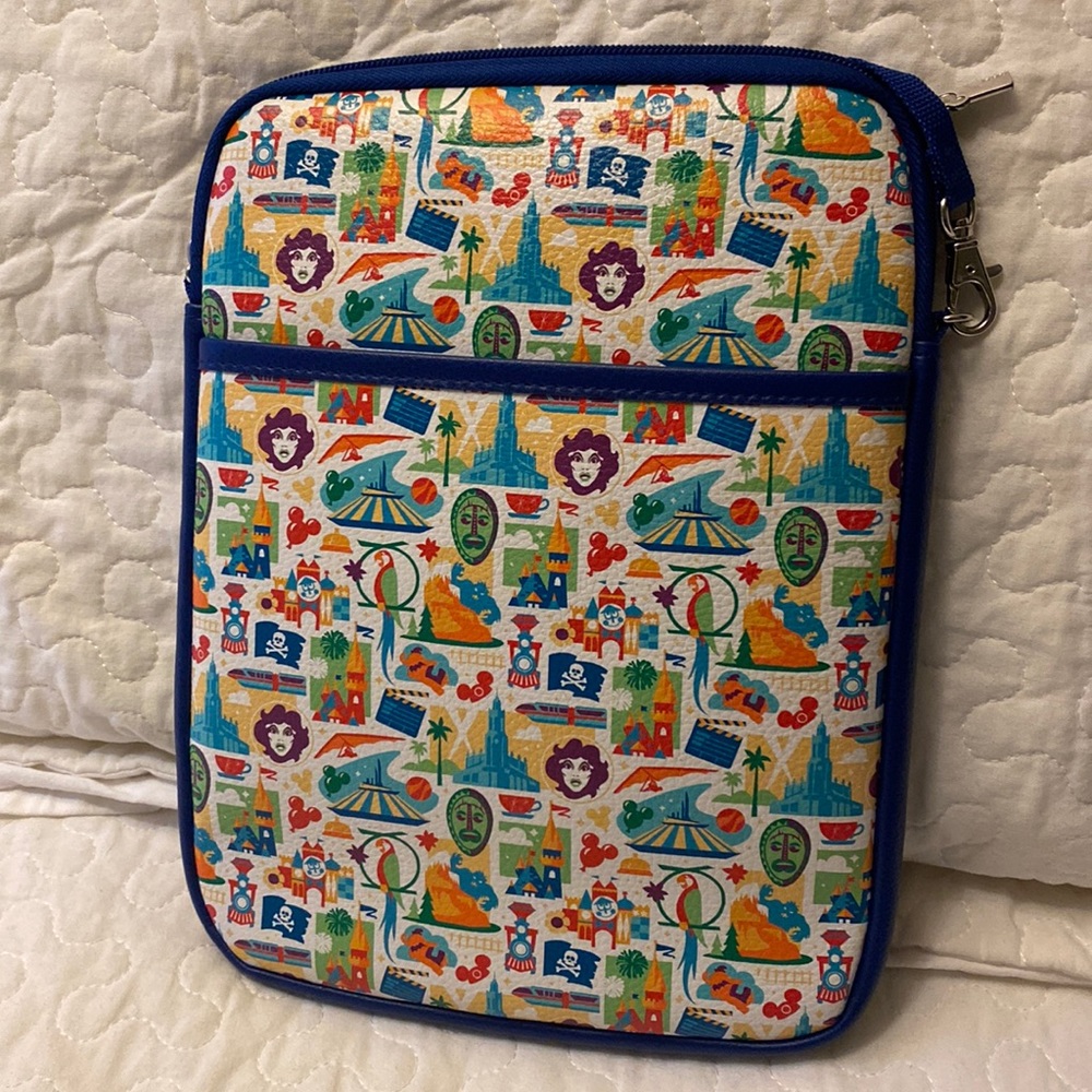 Disneyland Tablet Carry Sleeve